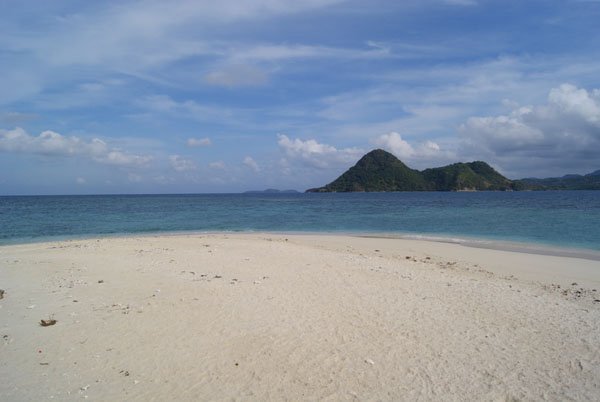 Pulau-Noko-Selayar.jpg