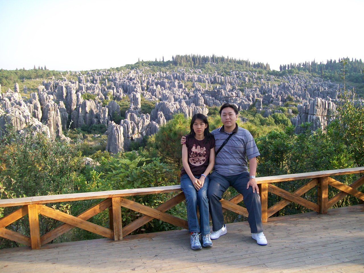 Kunming Stone Forest, Jiuxiang Caves, dan Dinosaurs Park
